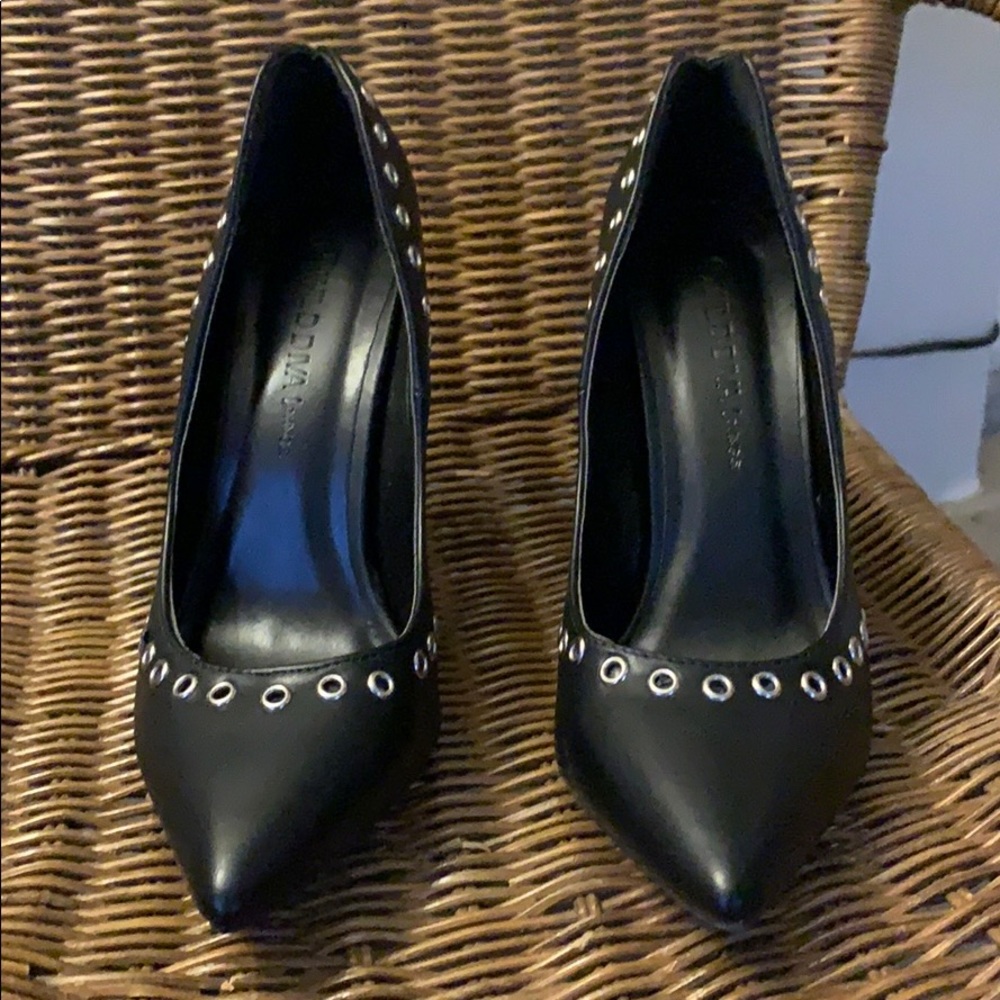 Black and Silver Wild Diva Heels Size 8.5 NEW - Picture 2 of 8